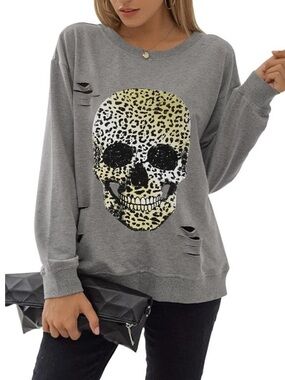 Grey Pullover with Leopard Skull Graphic